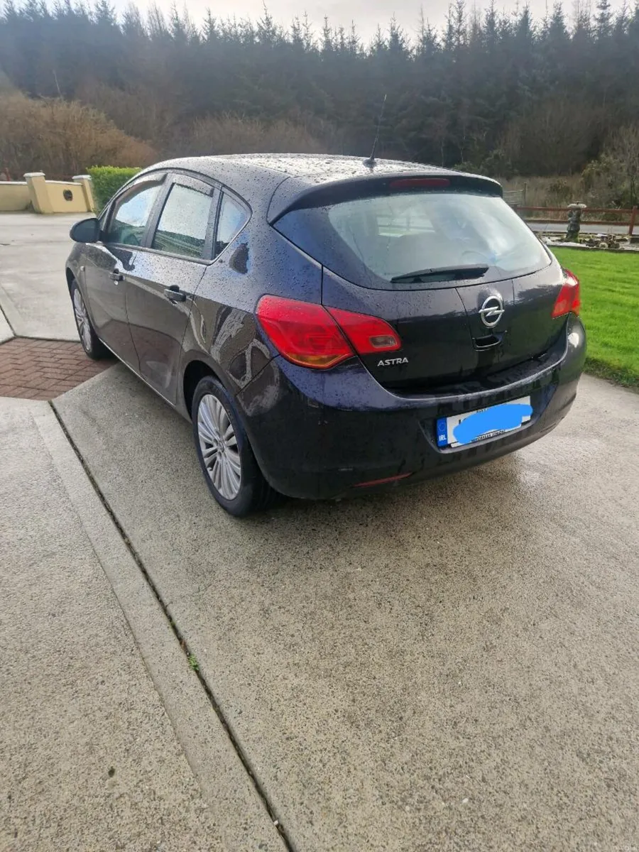 2010 Opel Astra 1.4 - Image 2