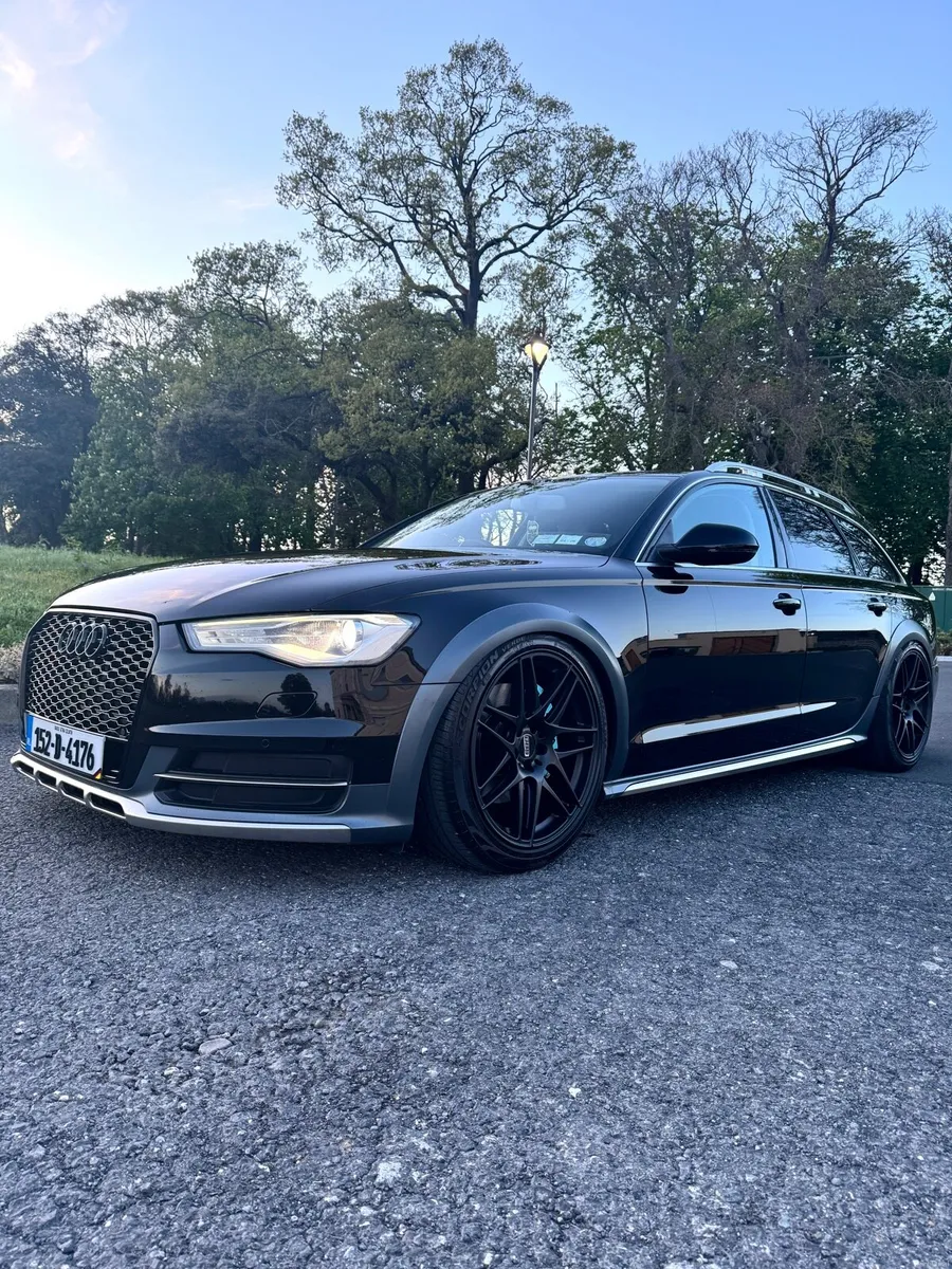 Audi a6 Allroad - Image 1