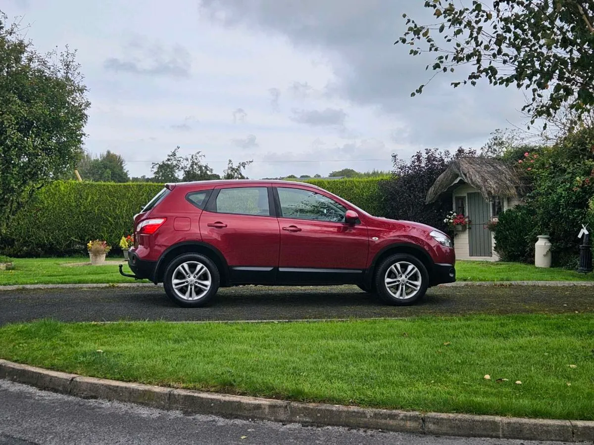 13 NISSAN QASHQAI 1.5DIESEL VERY CLEAN JEEP - Image 2