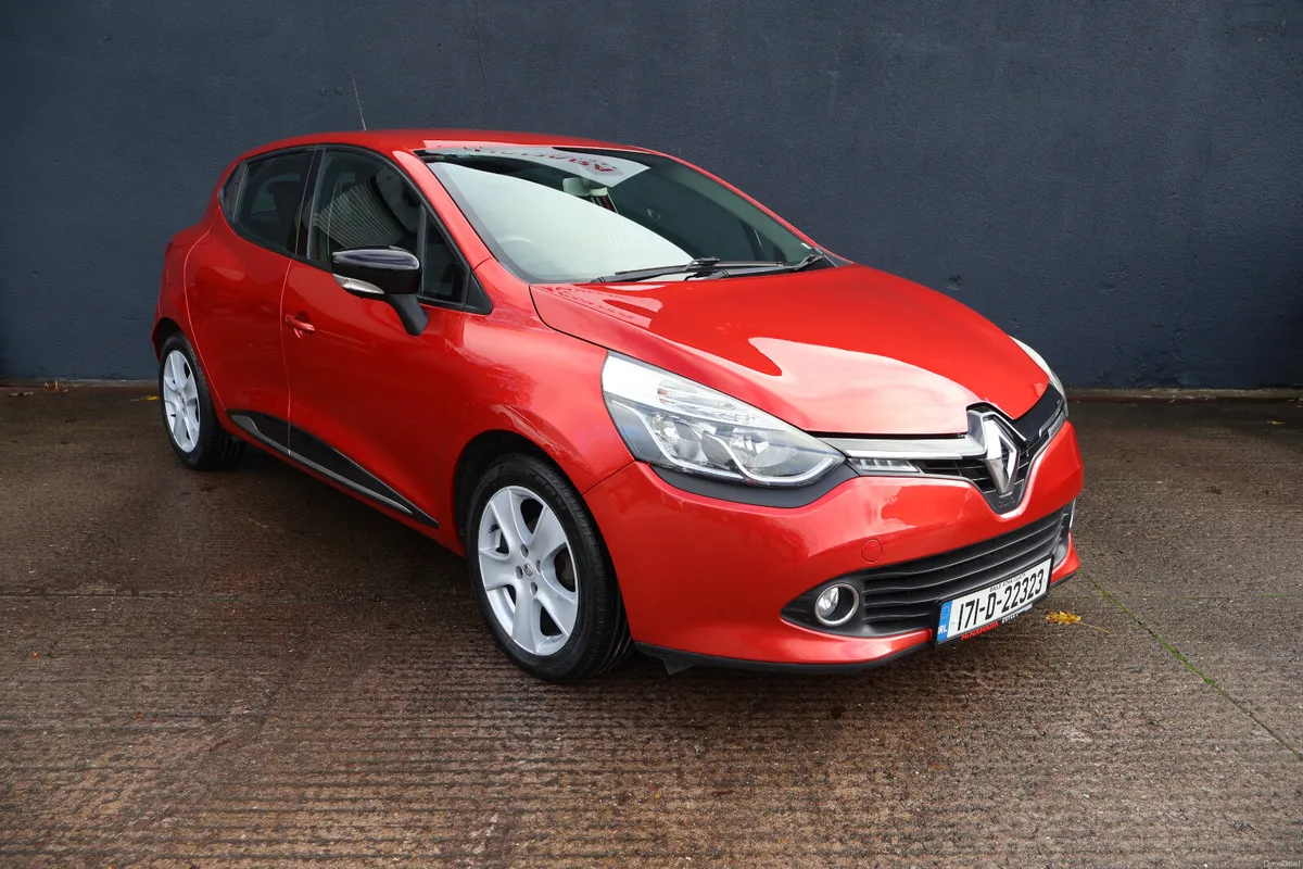 Renault Clio Dynamique S NAV Low Km Great Spec! - Image 3