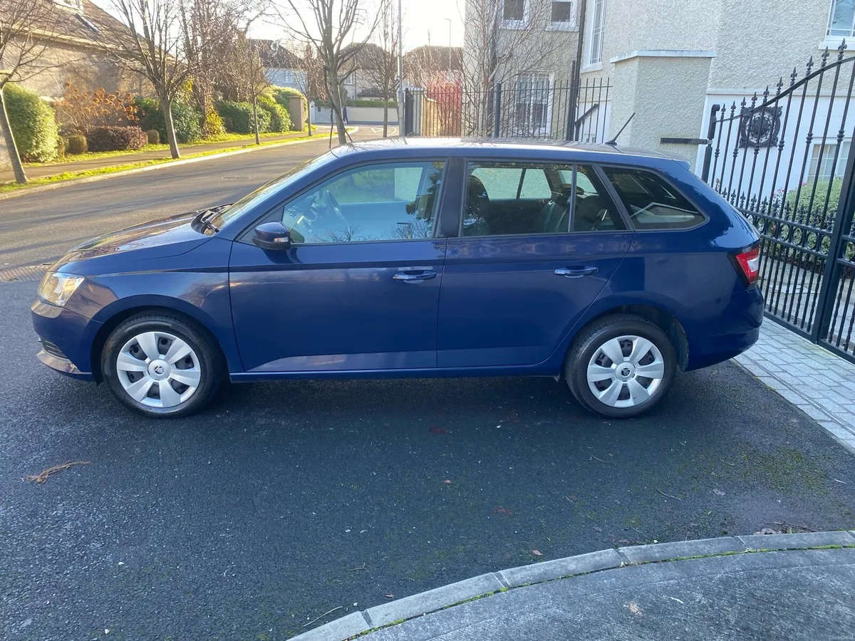 172 SKODA FABIA STYLE 1.0 MPi 5DR ESTATE NCT 12/27 - Image 4