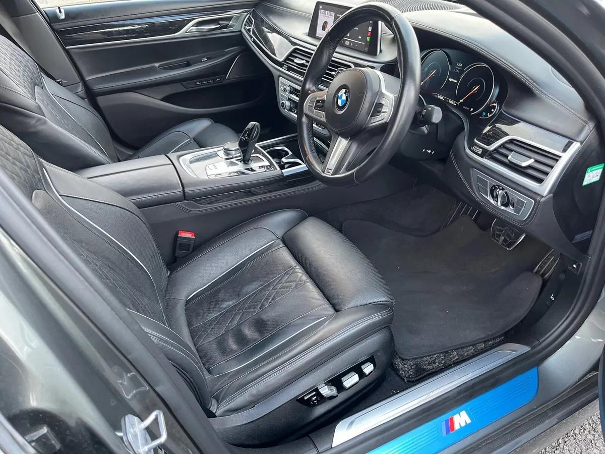 BMW 740E⚡️ M Sport 🔥2019*Low Kms* - Image 3