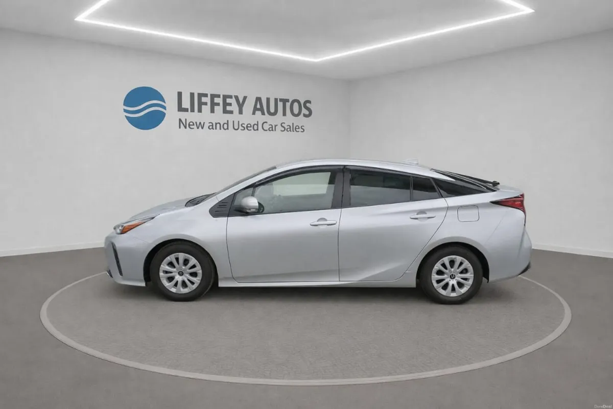 Toyota prius  2022/9 1.8 - Image 3