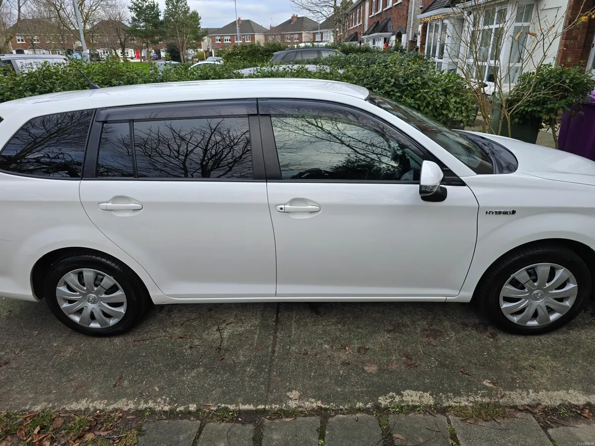 Toyota Corolla 2016 - Image 2