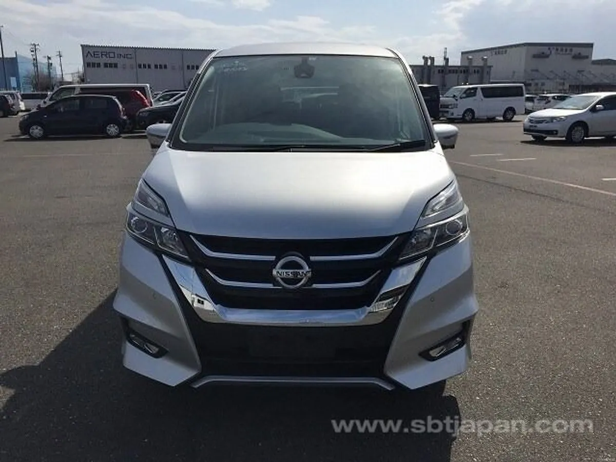 2017 Nissan Serena (172) - Image 1