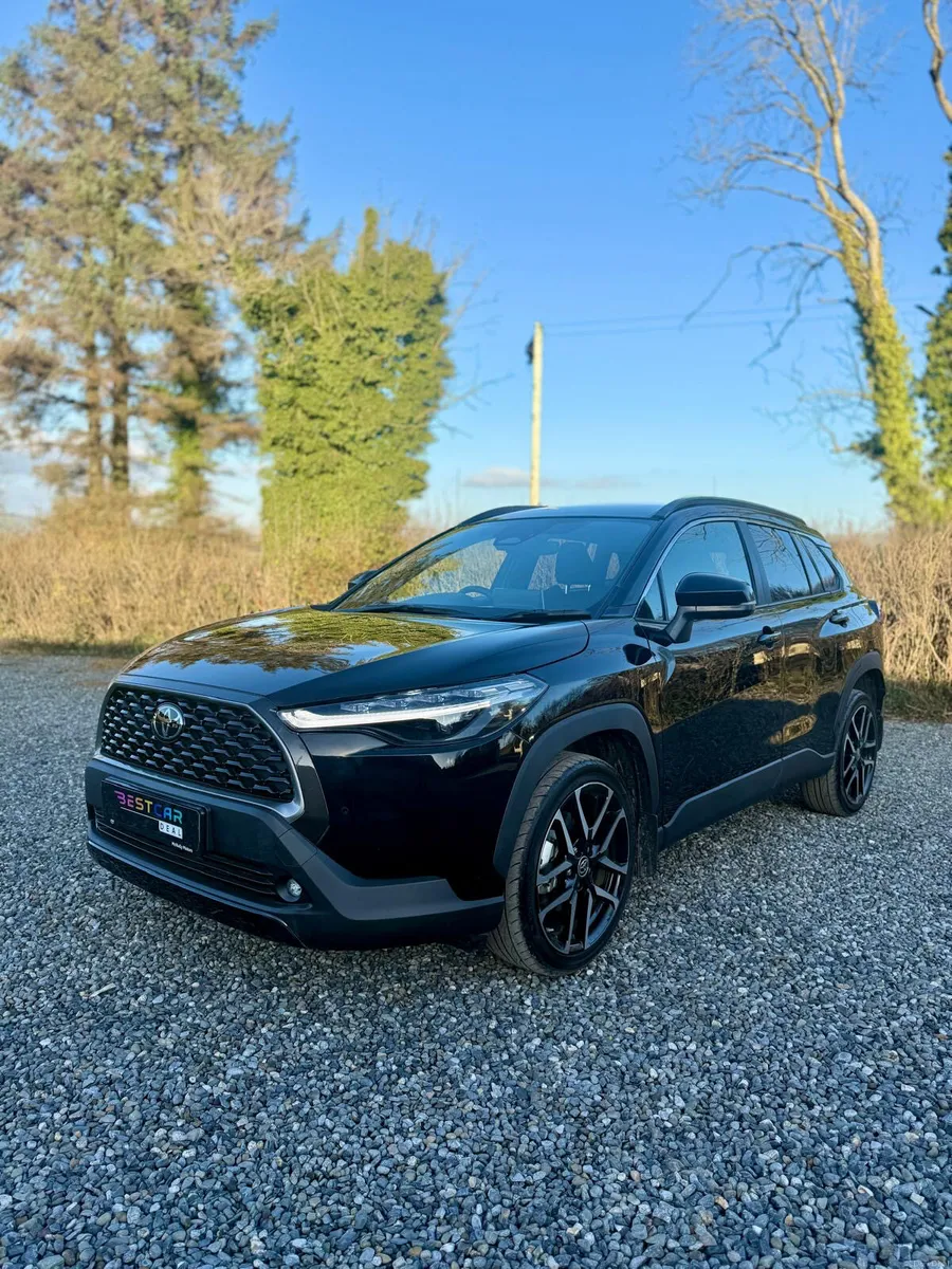 2025 Toyota Corolla Cross 1.8 Luna Hybrid Auto - Image 4