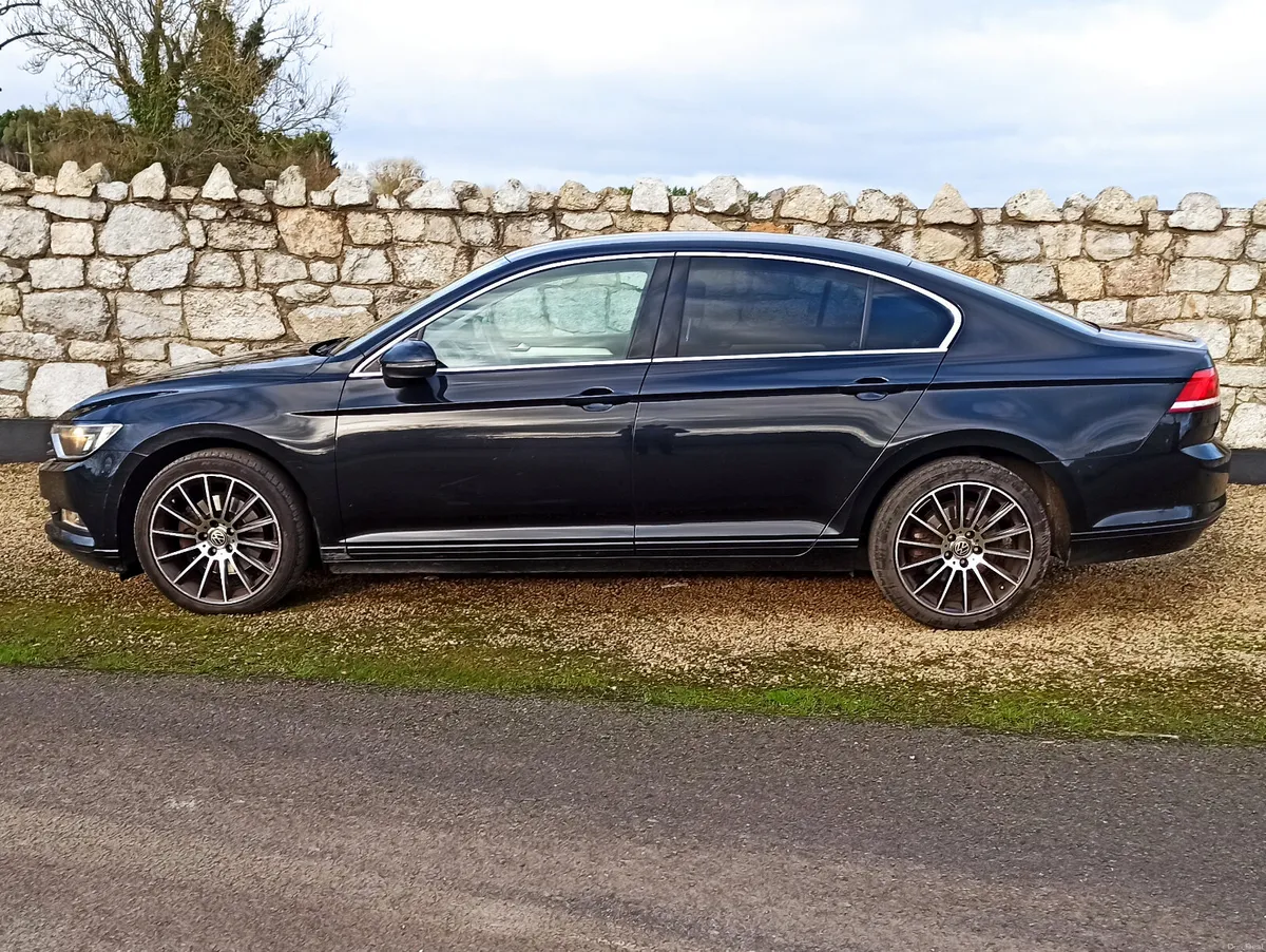 151 VW Passat Comfortline 1.6D 120bhp • Manual - Image 4