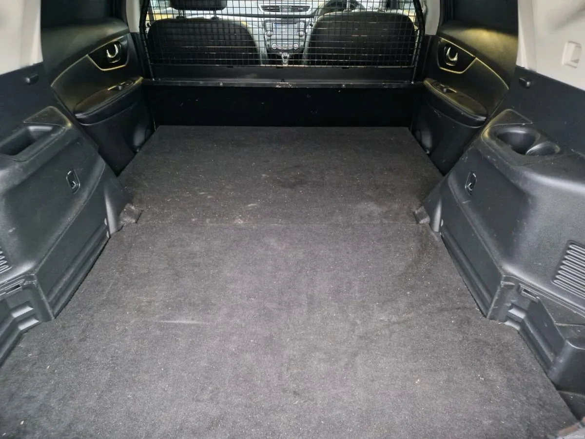 Nissan  x trail 2016 commercial - Image 4