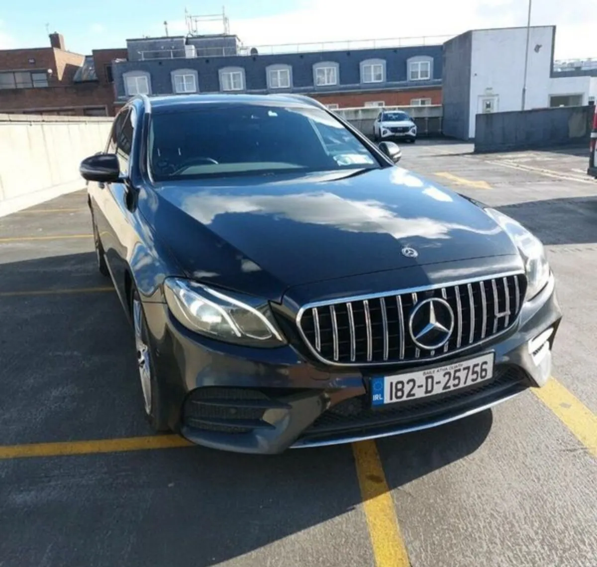 Mercedes Benz E220d AMG 9G Tronic Estate - Image 3