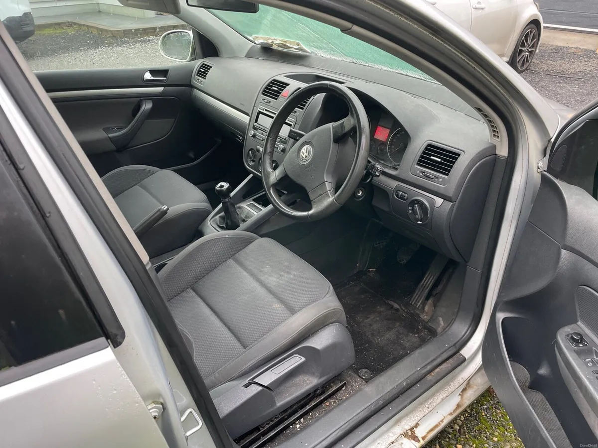 Volkswagen Golf - Image 2