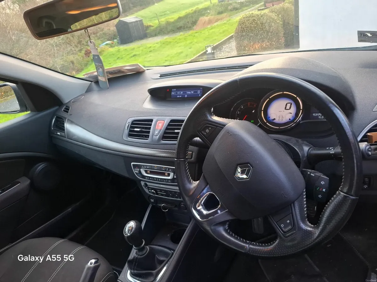 Renault Fluence – Low Miles – Sunroof & Bluetooth - Image 2