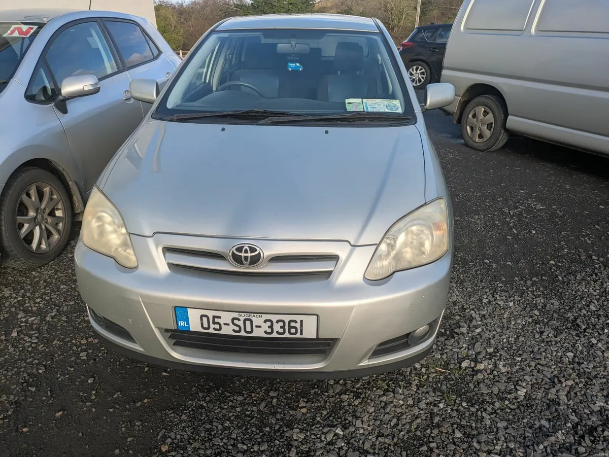 Toyota Corolla 2005 - Image 1