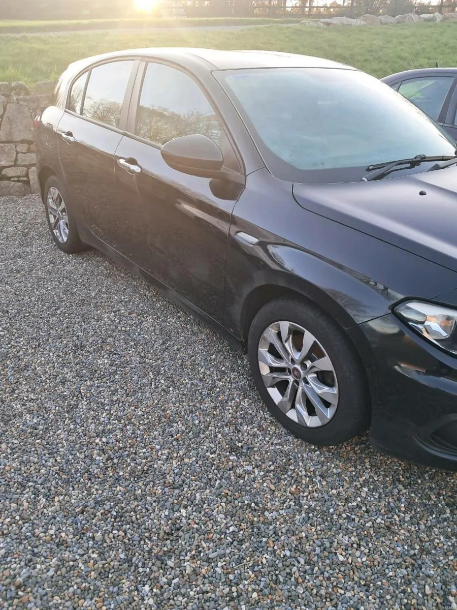 Fiat tipo 1.3 d 2019 - Image 2