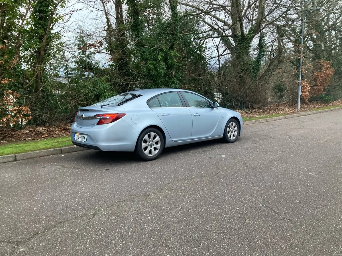 2017 Opel Insignia 1.6 Diesel Hatchback - Image 3