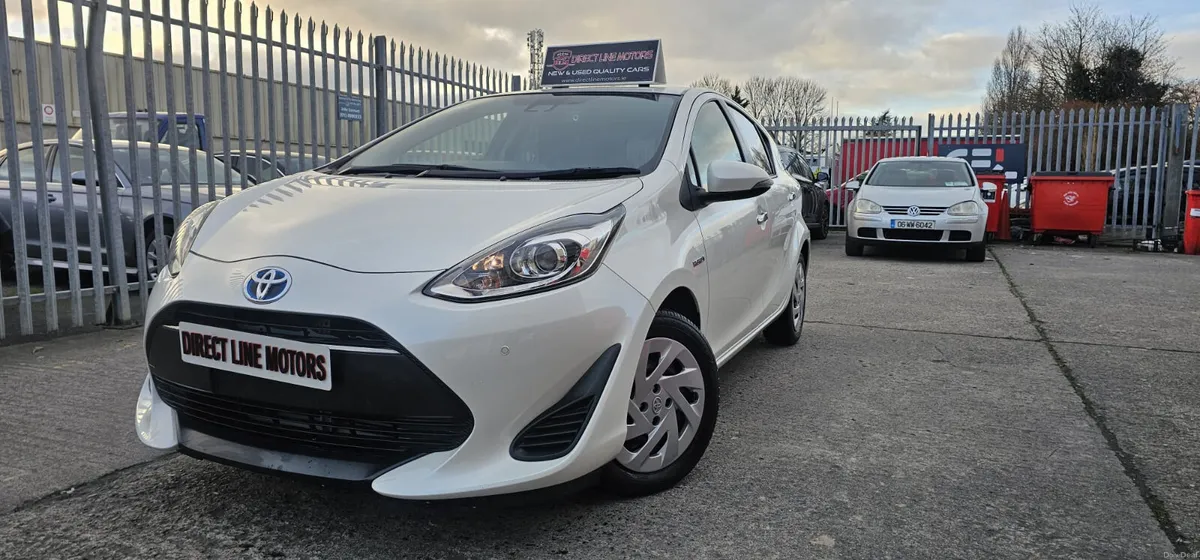 2019 (192) Toyota Aqua | White - Image 2