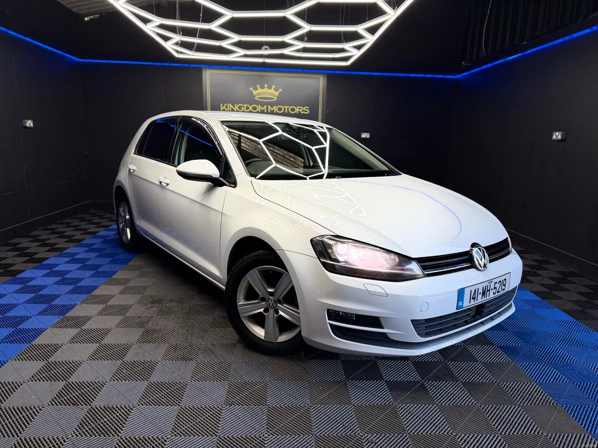 Vw Golf 2014 1.2 Automatic,LOW KM,LIKE NEW - Image 2