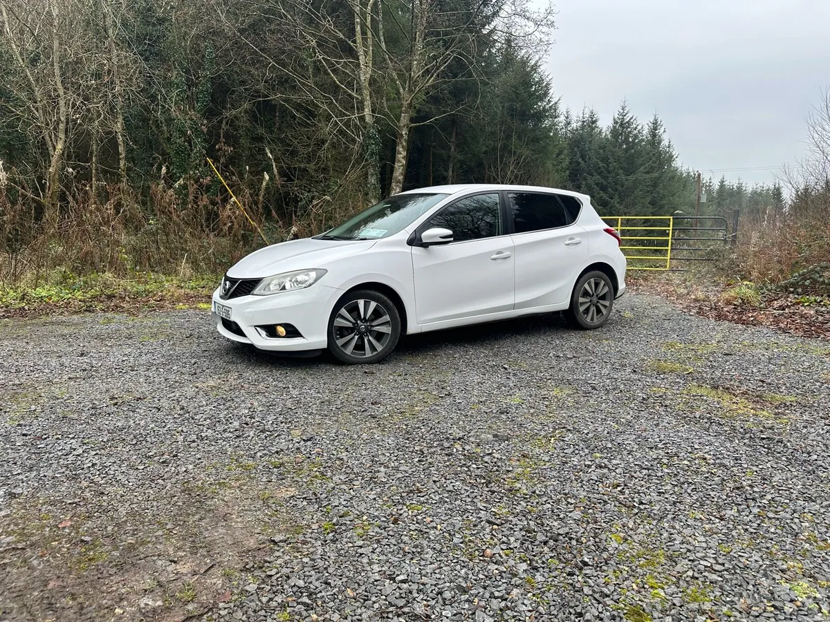 2015 Nissan Pulsar - Image 1