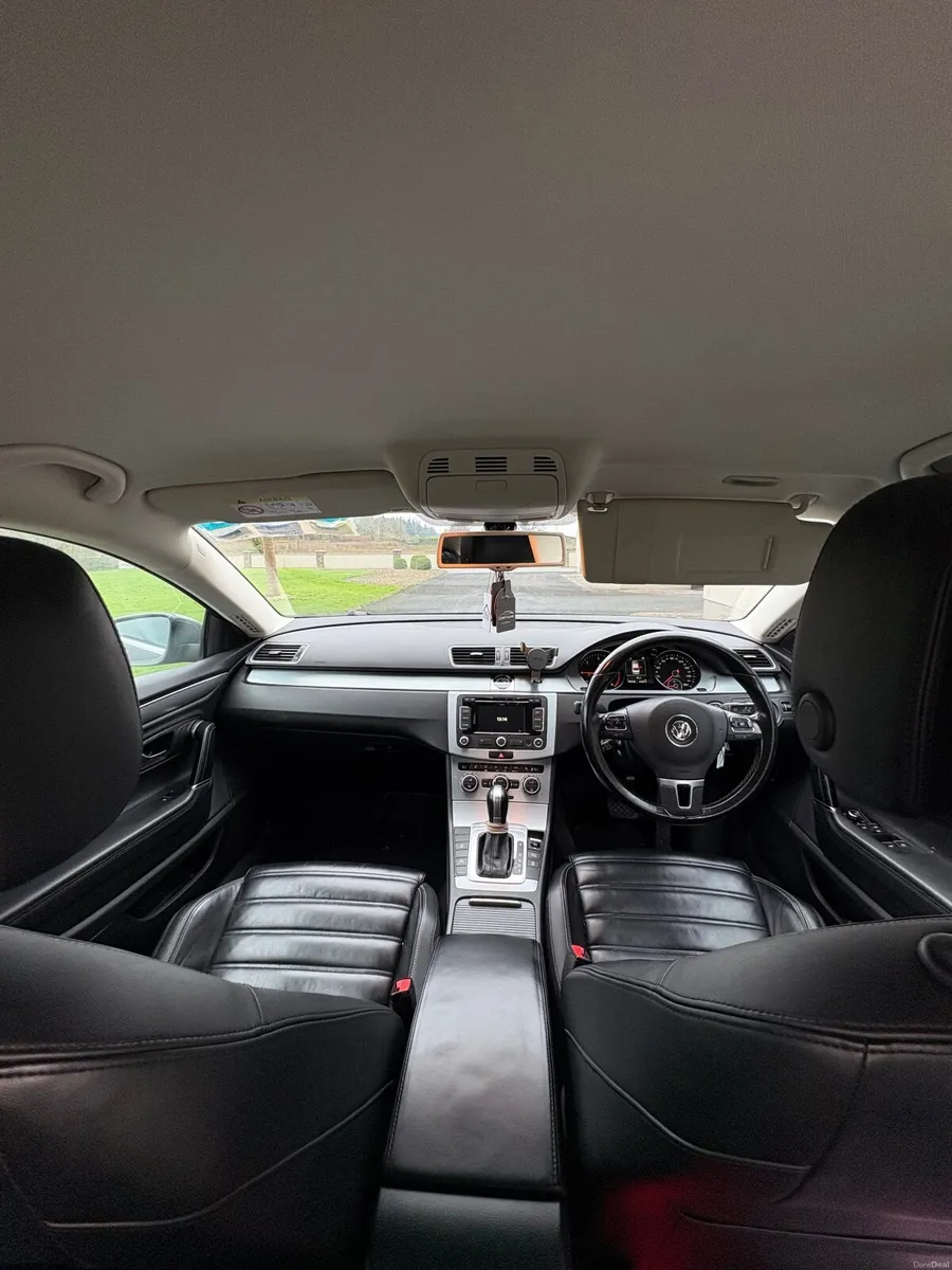 Volkswagen Passat CC - Image 4