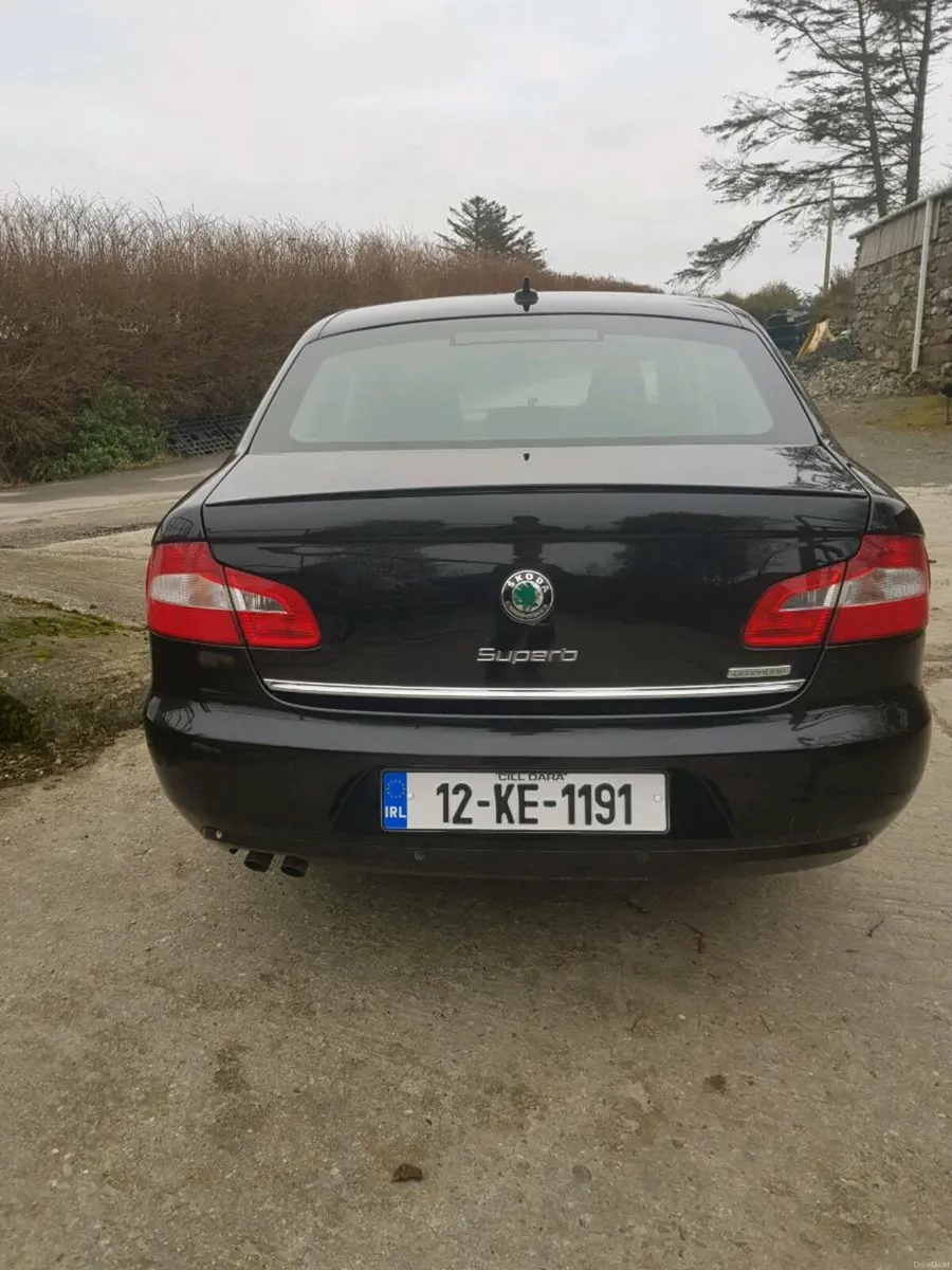 Skoda superb - Image 4