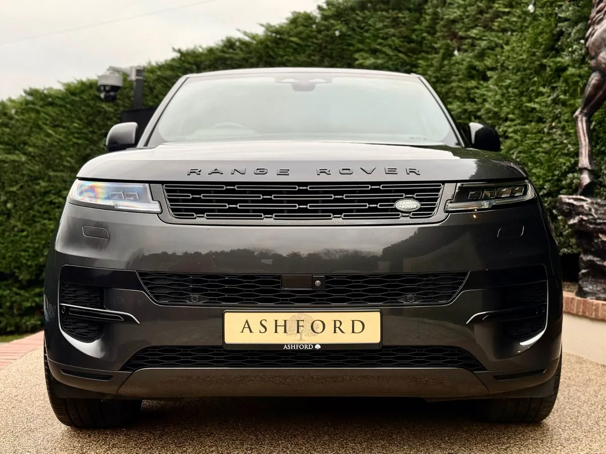 Range Rover Sport 232D 3.0 Hybrid P440e - Image 2