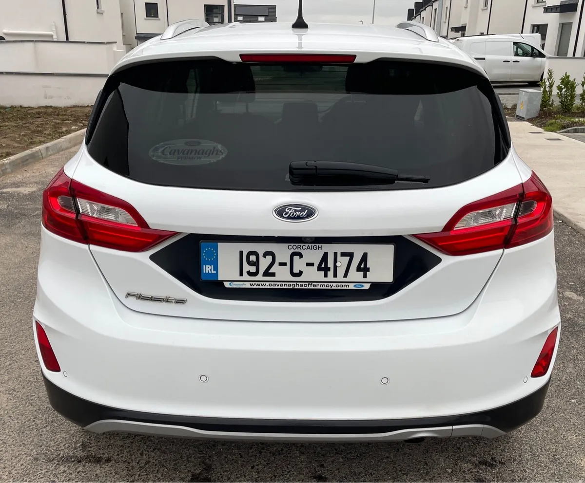 Ford Fiesta Active 5dr 10T EcoBoost 100 - Image 3