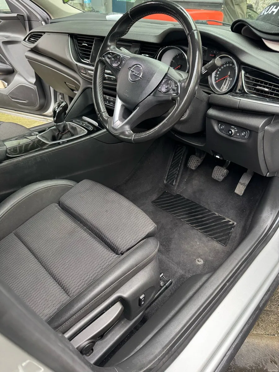 2021 Opel Insignia Diesel Manual 2 Years NCT - Image 4