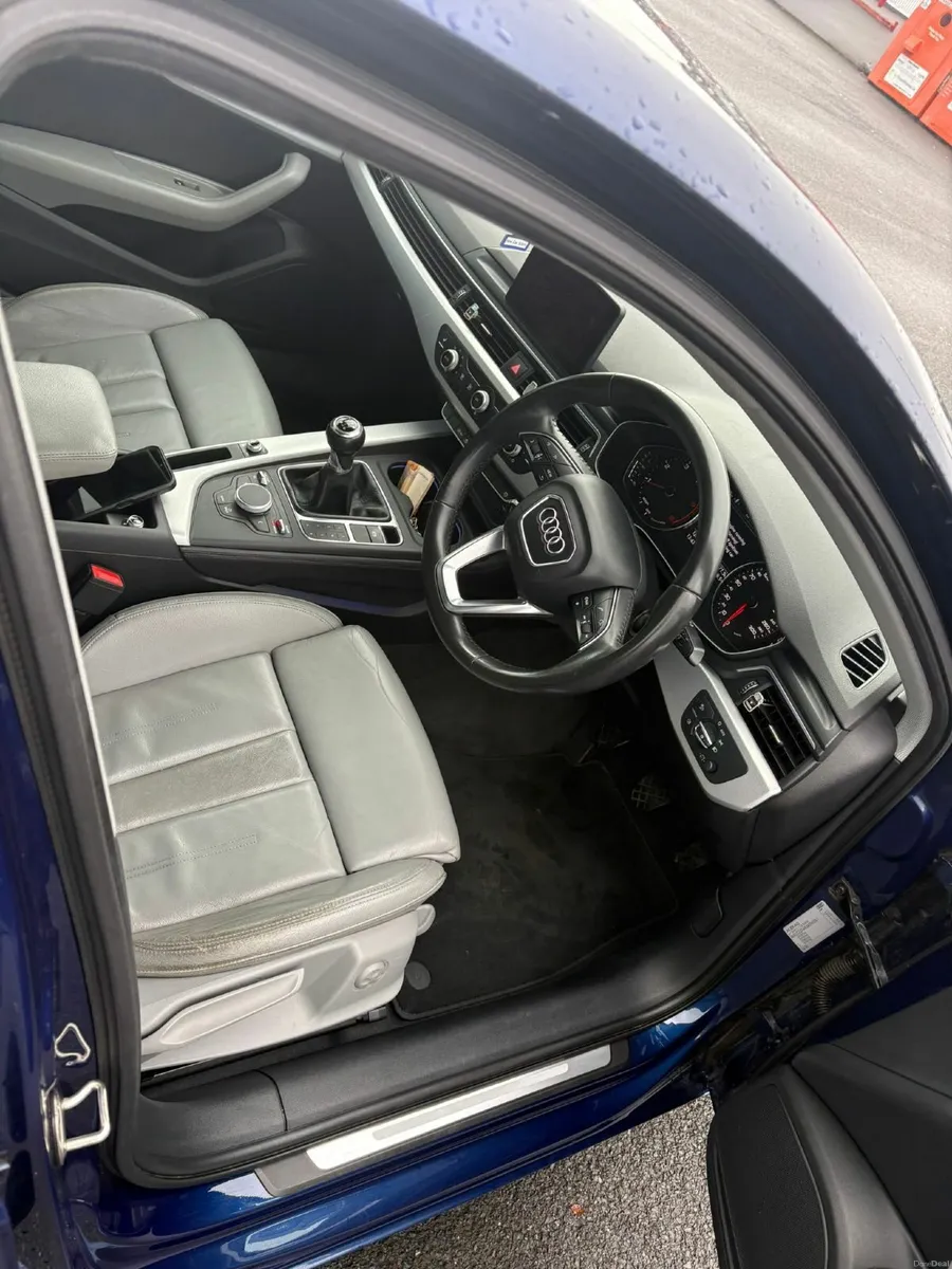 Audi A4 2018 - Image 3