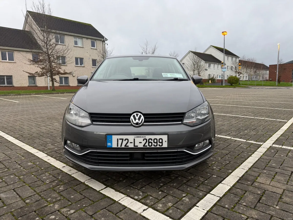 VOLKSWAGEN POLO 1.2 TSI HIGHLINE AUTOMATIC 2017 - Image 1