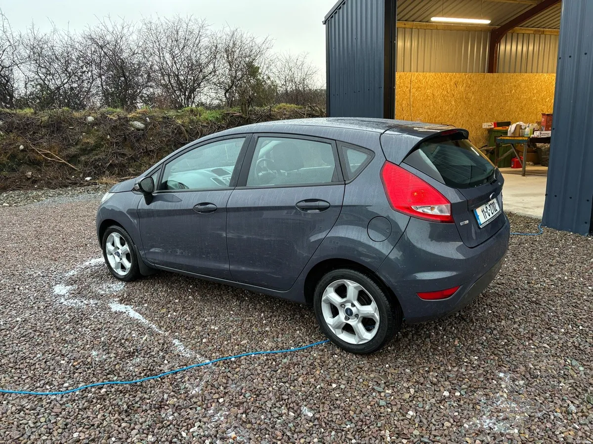 Ford fiesta - Image 3