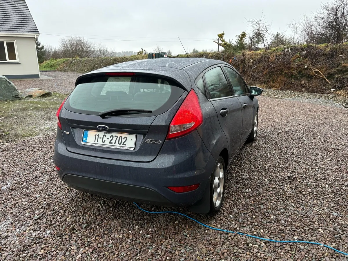 Ford fiesta - Image 4