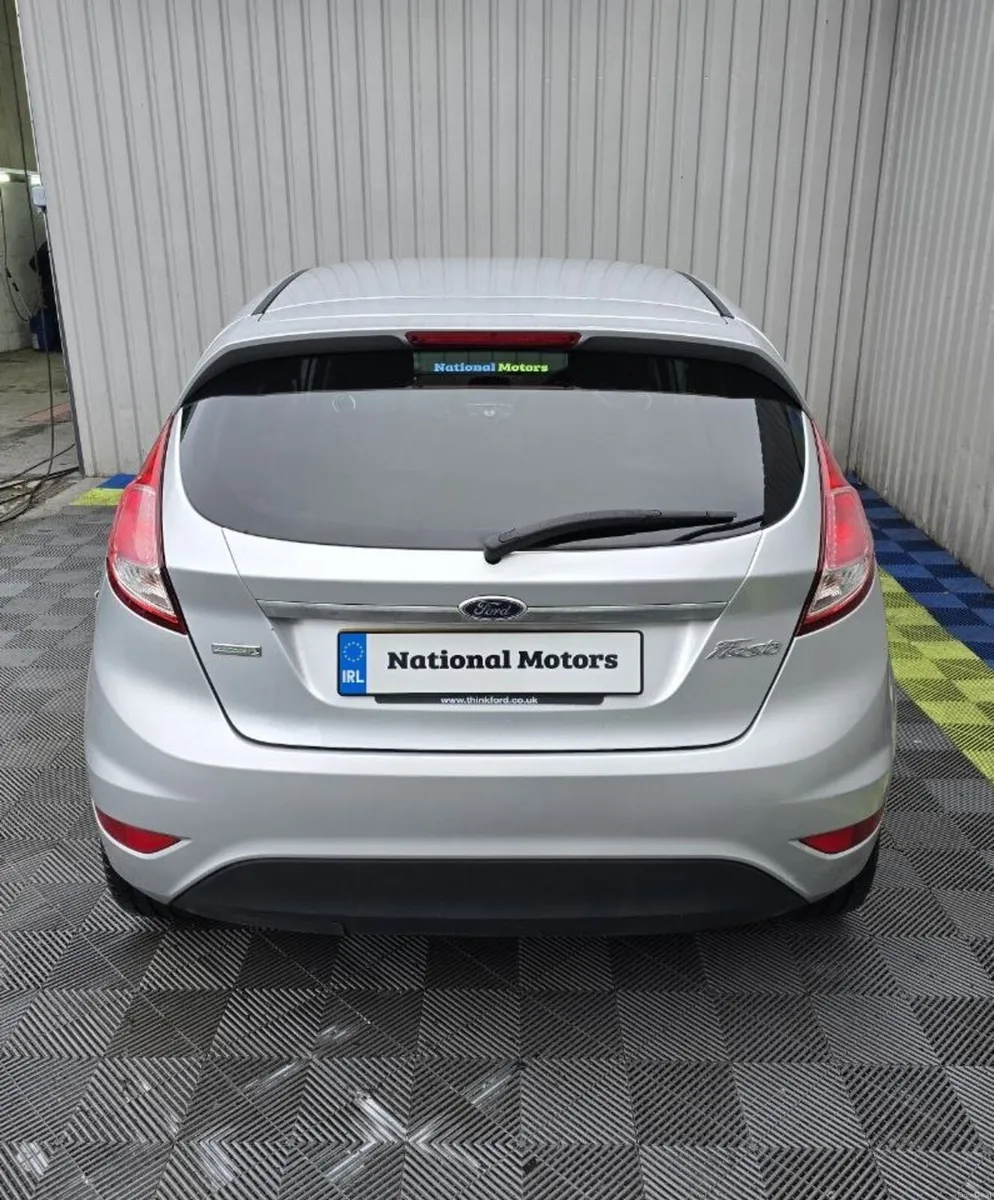 2014 Ford Fiesta TITANIUM 1.0 Petrol - Image 4
