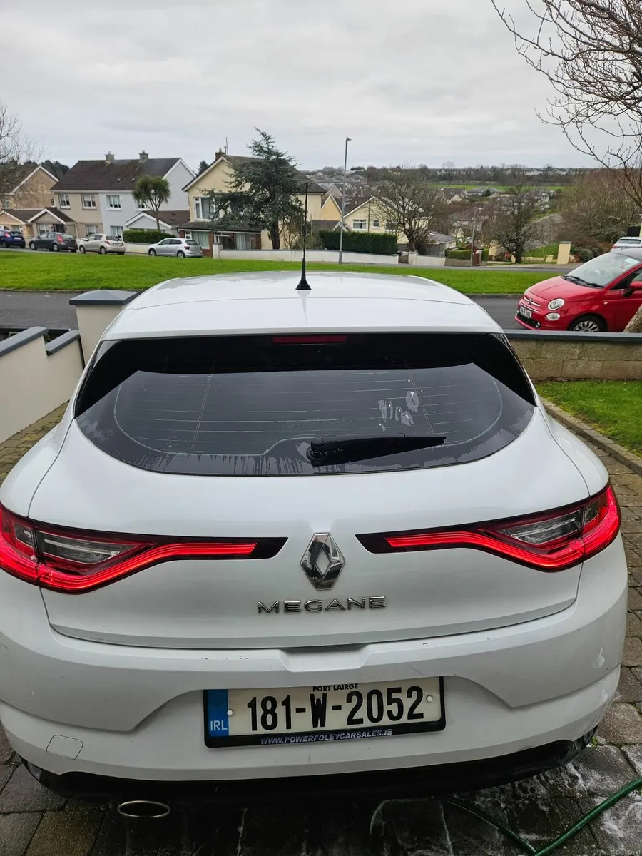 Renault Megane 2018 - Image 2
