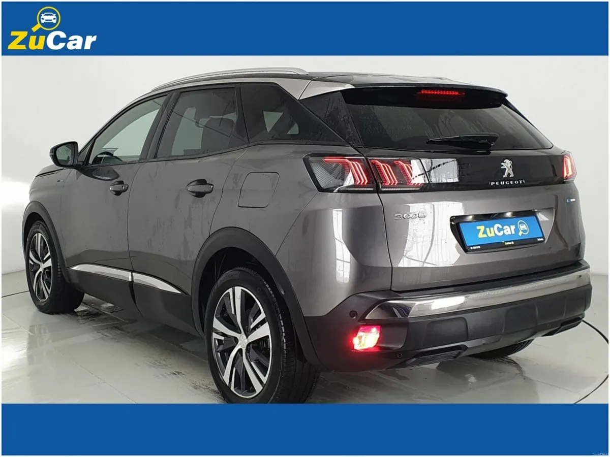 Peugeot 3008 Allure Premium +  225 PHEV 110BHP  Mo - Image 4