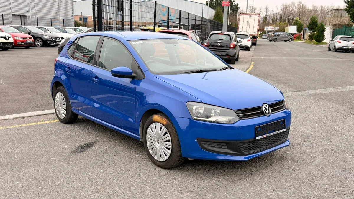 VW POLO 2014 blue - Image 2