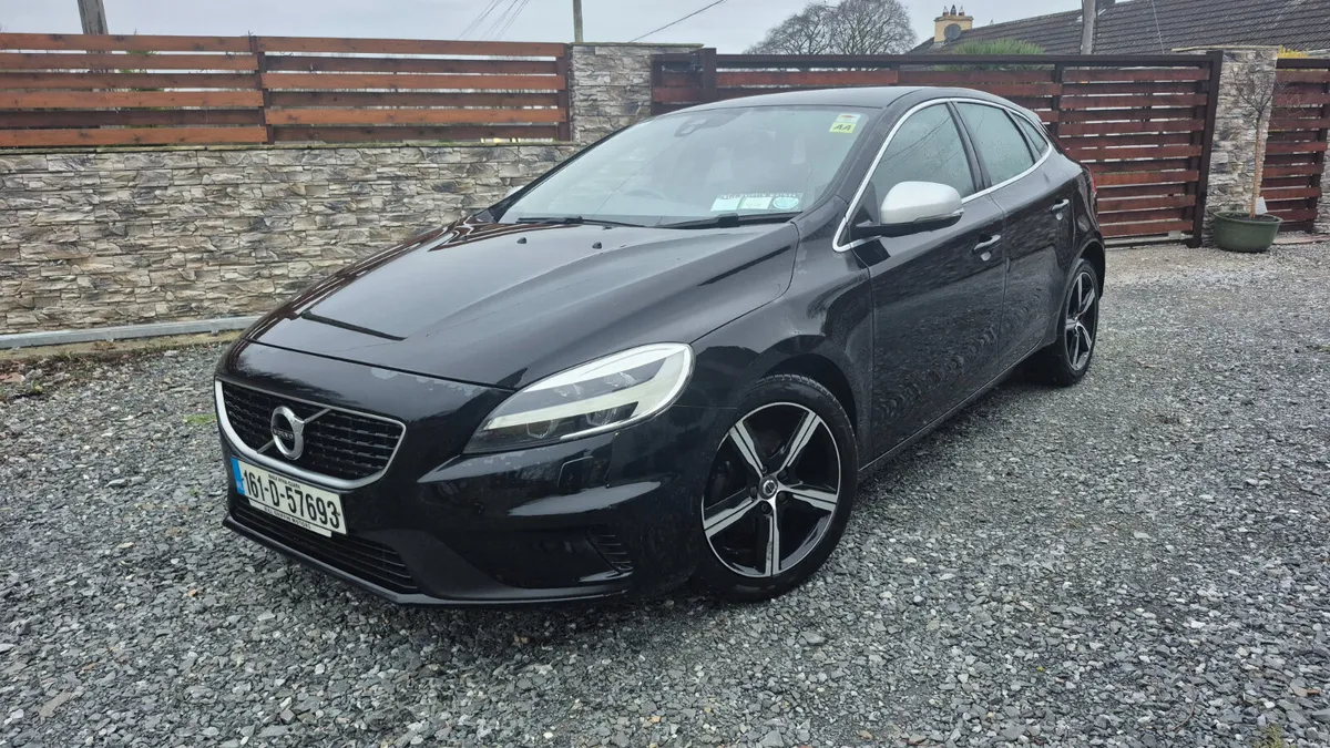 2016 Volvo V40 R-DESIGN 2.0D - Image 1