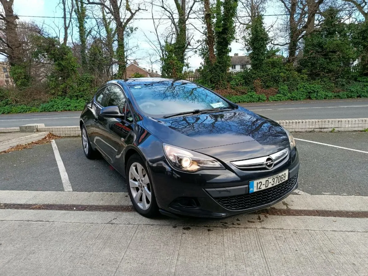 Opel Astra GTC - Image 3