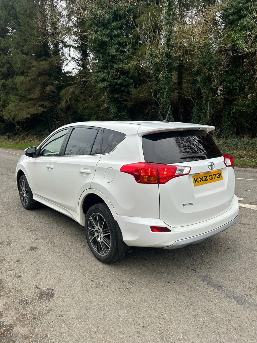 2015 Toyota RAV4 business edition - Image 4