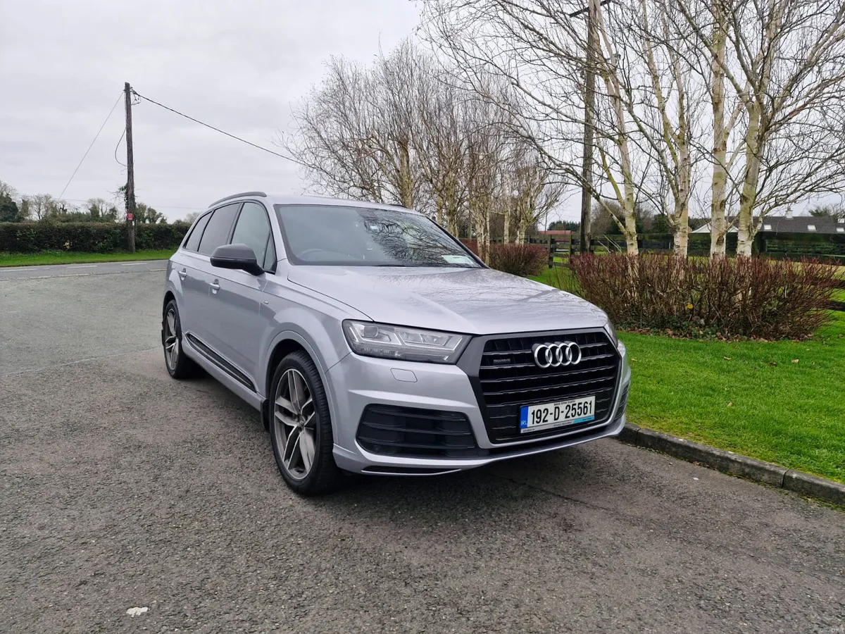Audi Q7  Quattro s line 7 seater - Image 2