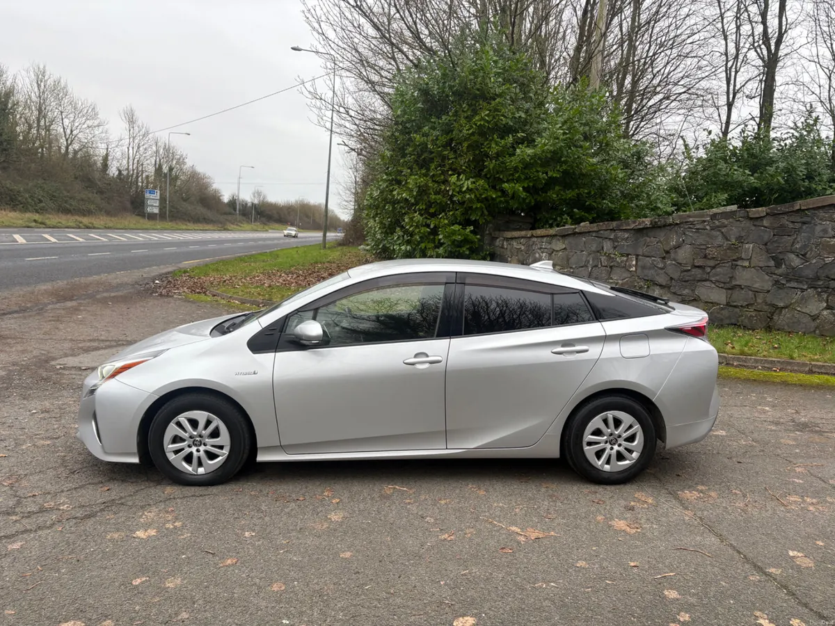 Toyota Prius 2017 Automatic Hybrid Like New - Image 4