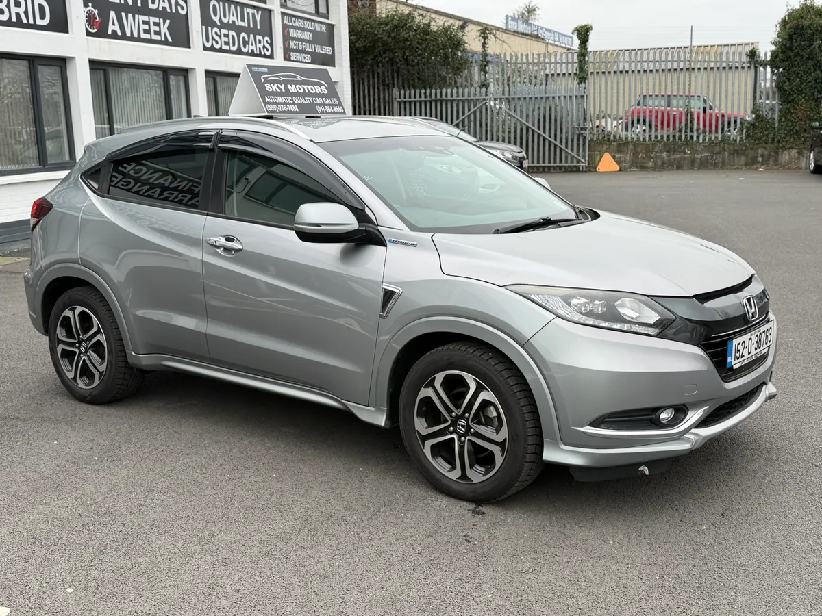 2015 Honda Vezel 1.5 automatic Hybrid, Full specs - Image 3