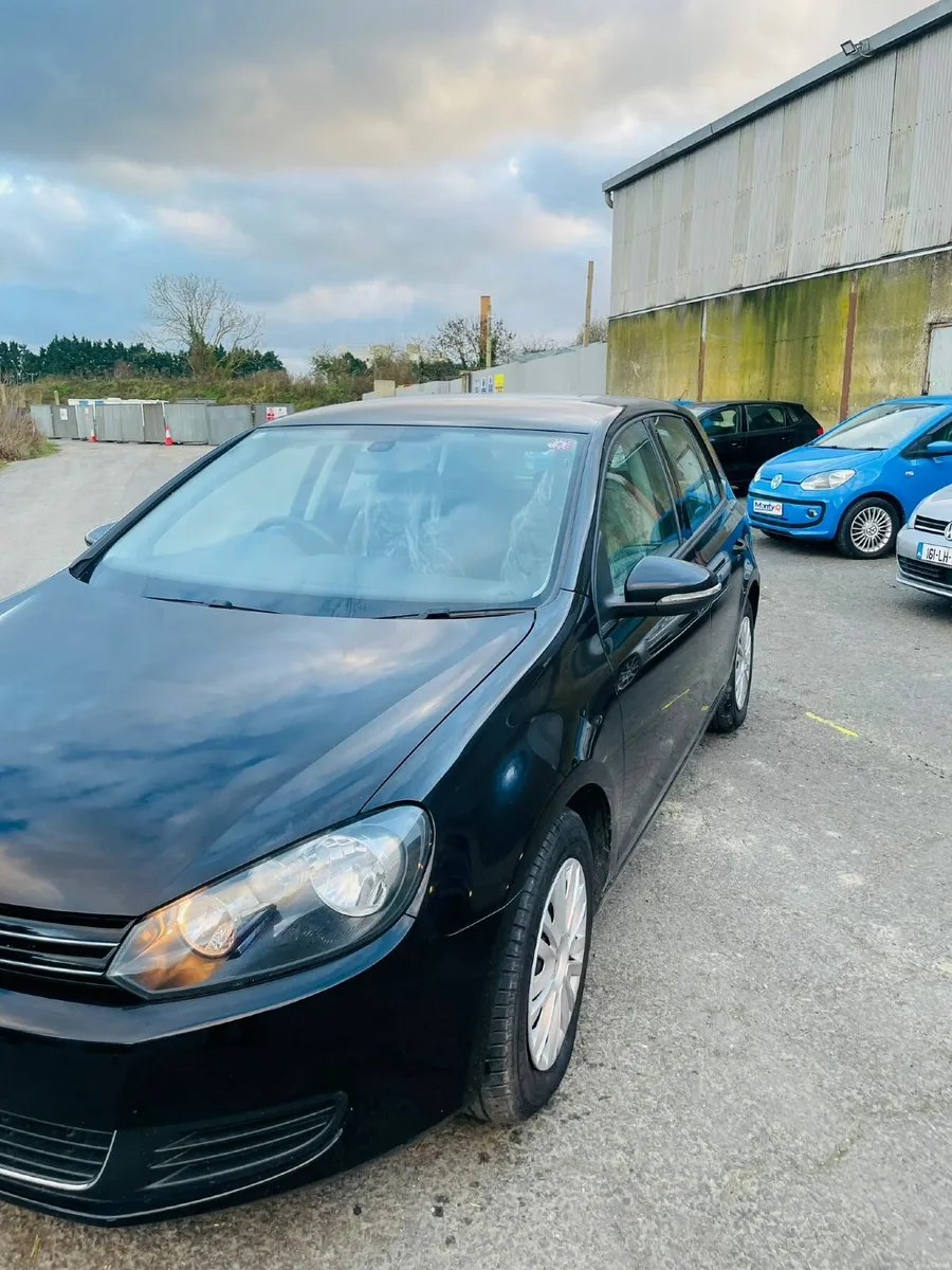Volkswagen Golf Automatic (2010) – 49,048 KM - Image 3