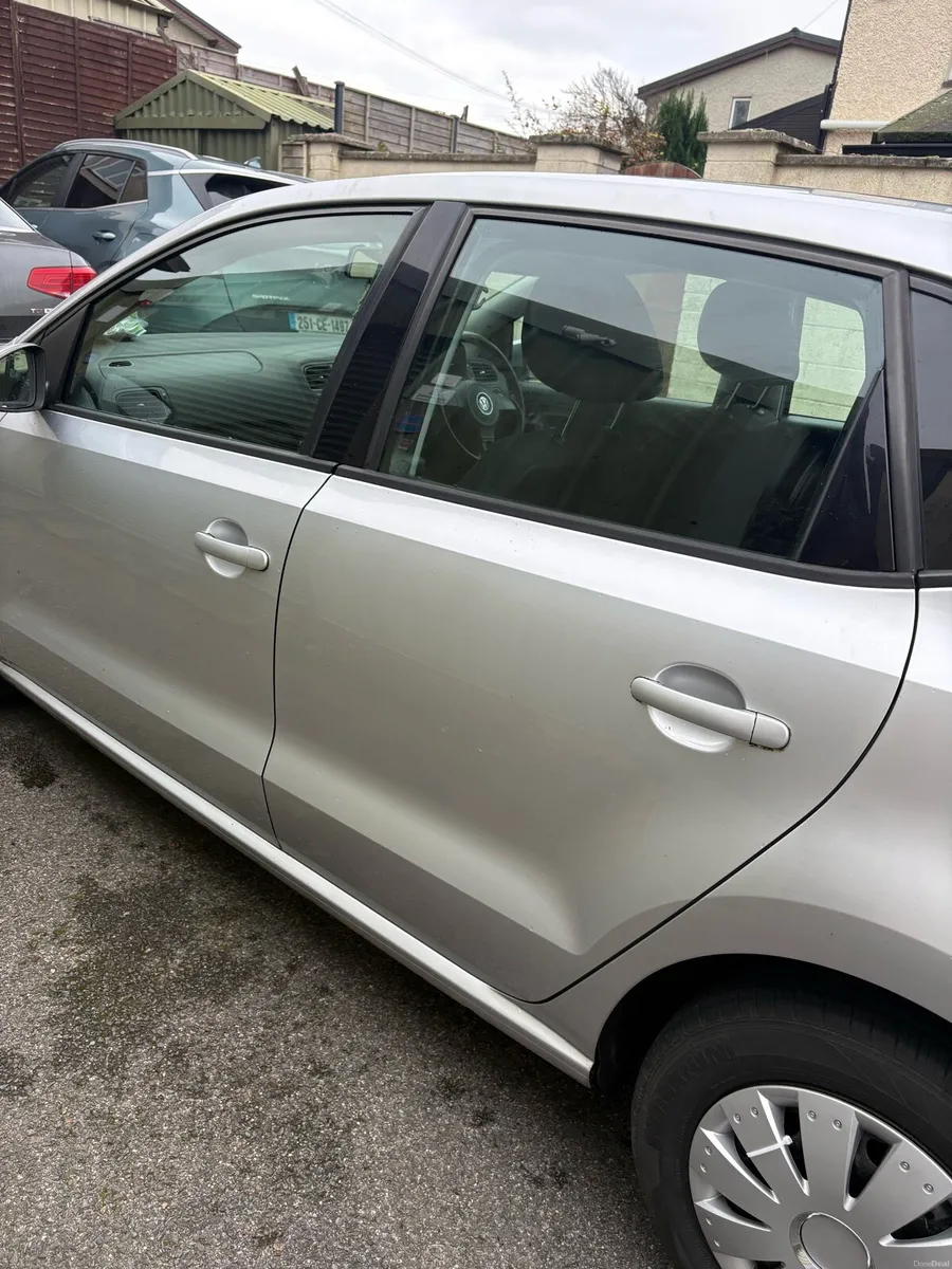 Volkswagen polo 2012 - Image 4