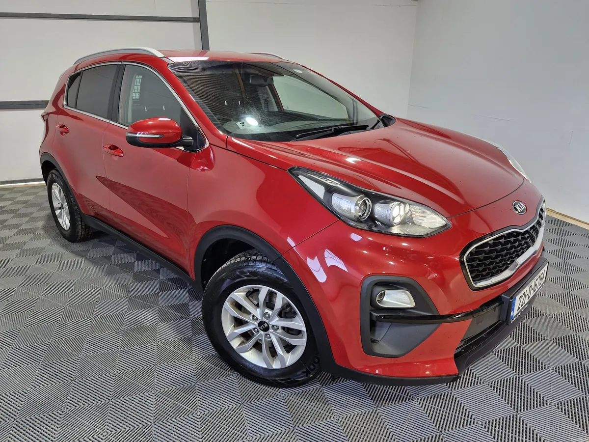 2022 Kia Sportage 2 Seat Commercial READ AD - Image 2