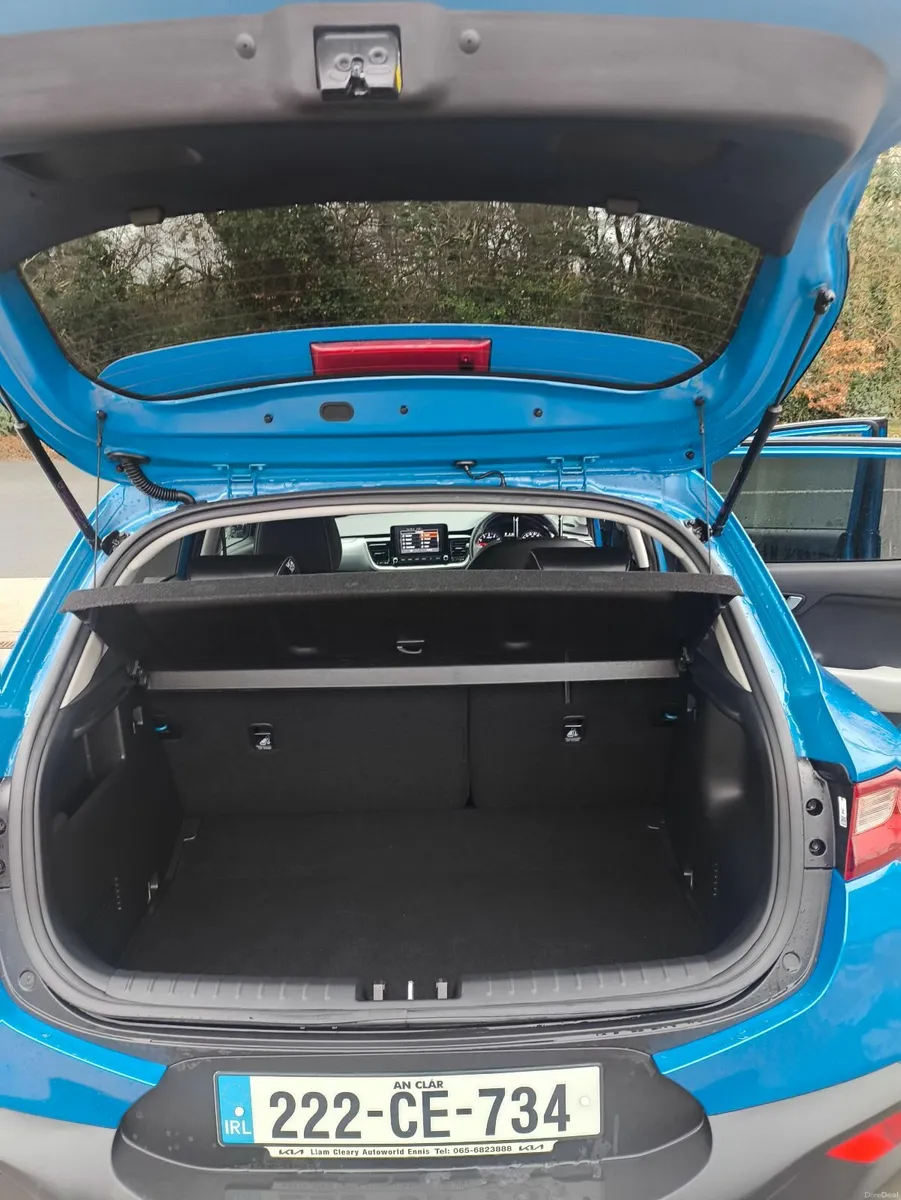 Kia Stonic 2022 automatic - Image 3