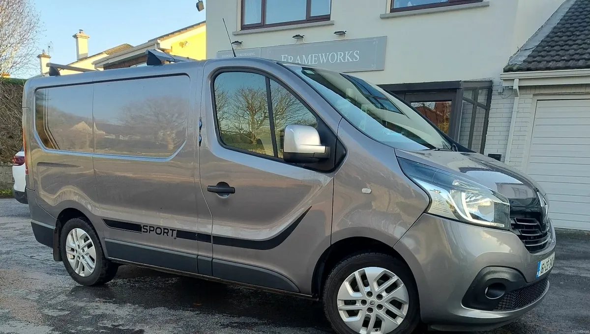 Renault Trafic 2016 - Image 3