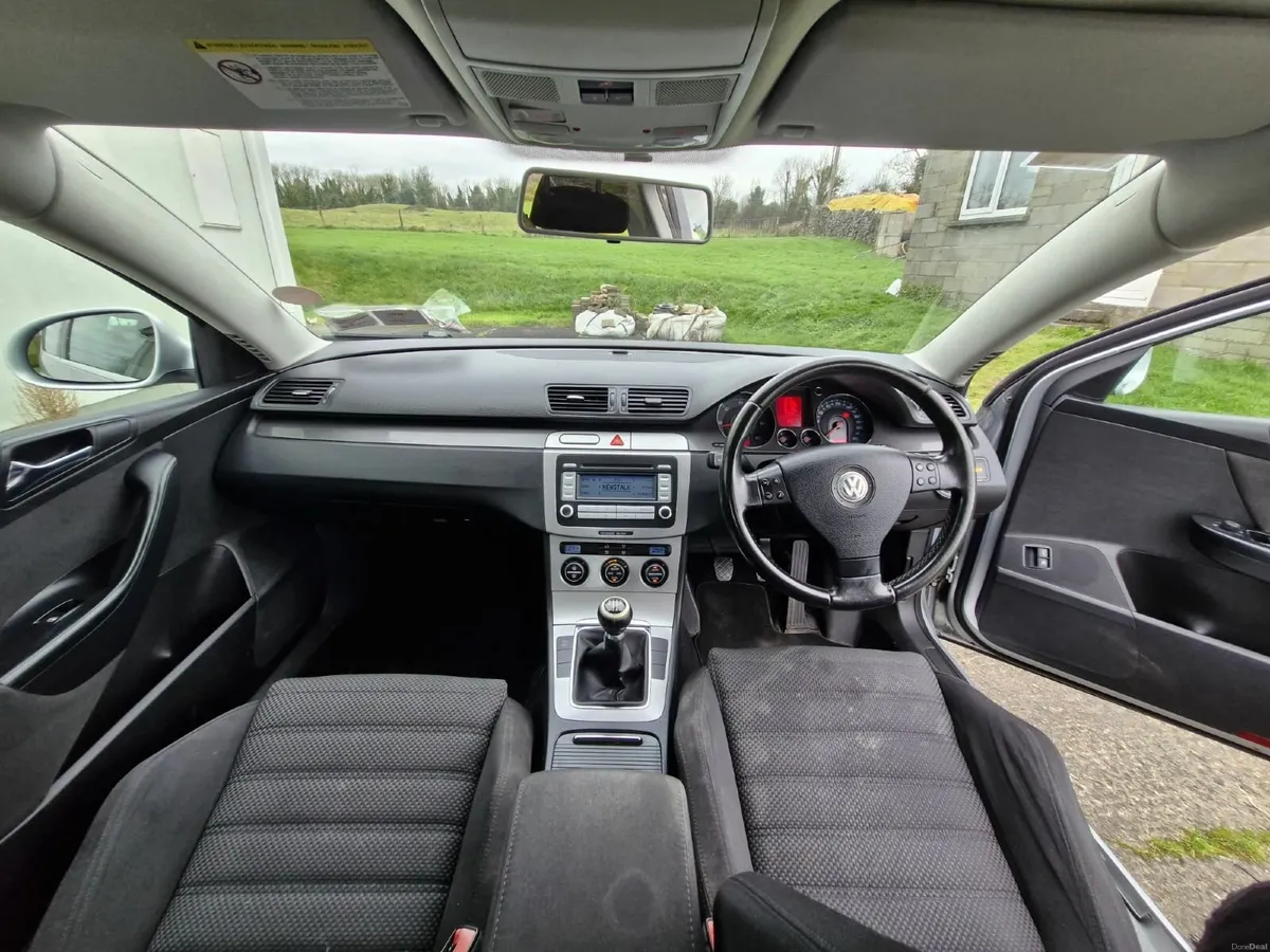Volkswagen Passat 2007 - Image 3