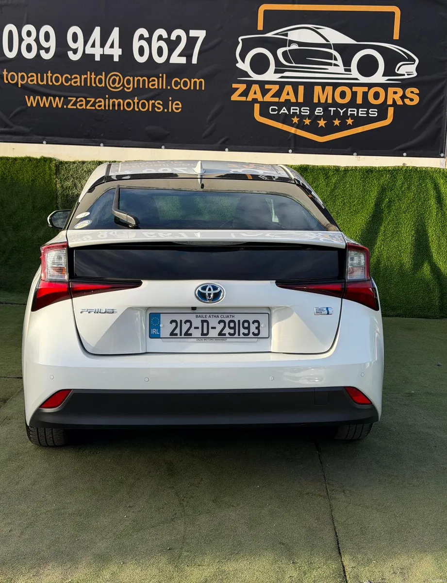 Toyota Prius 2021 - Image 3