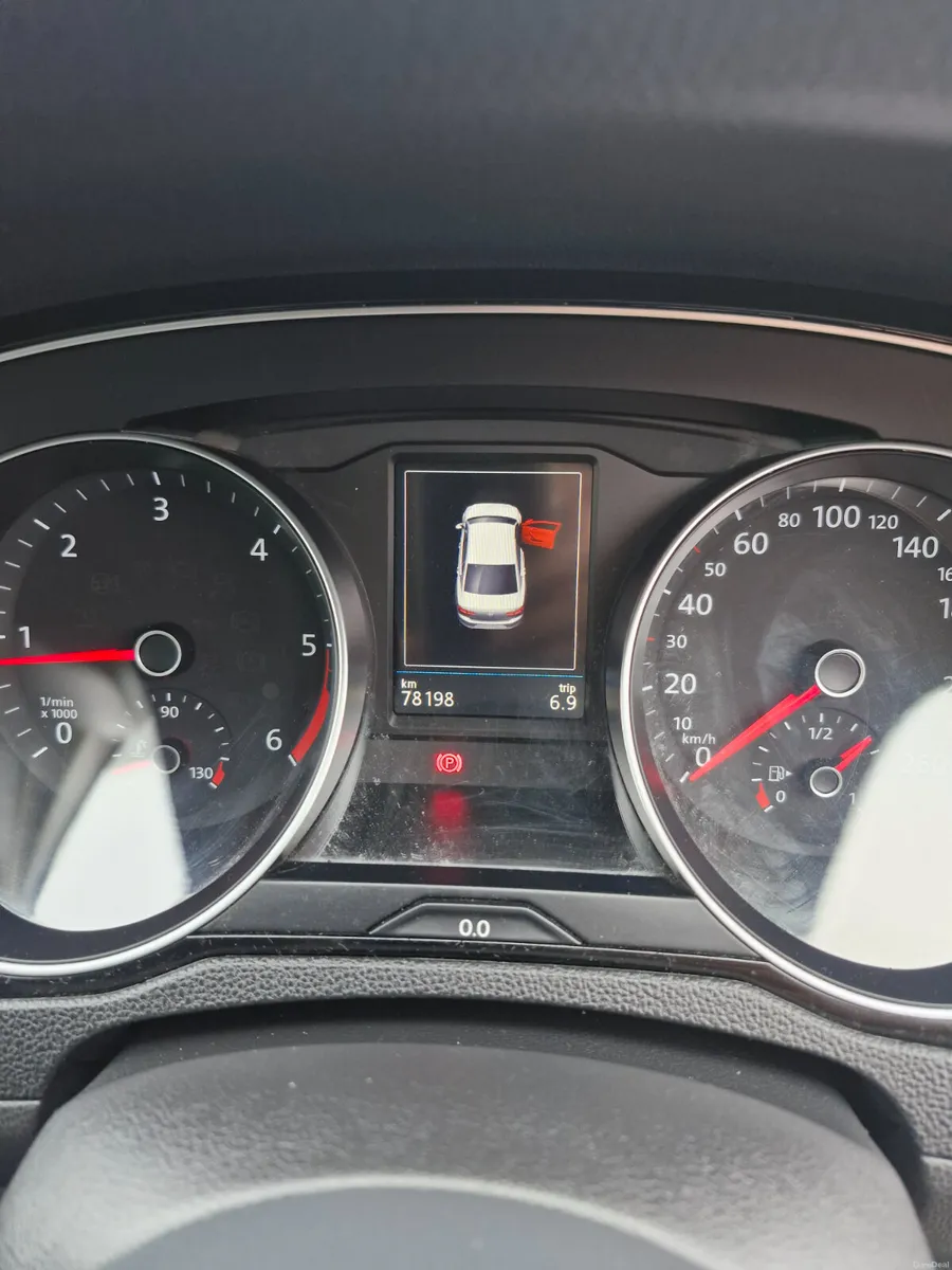Volkswagen Passat 2020 - Image 6