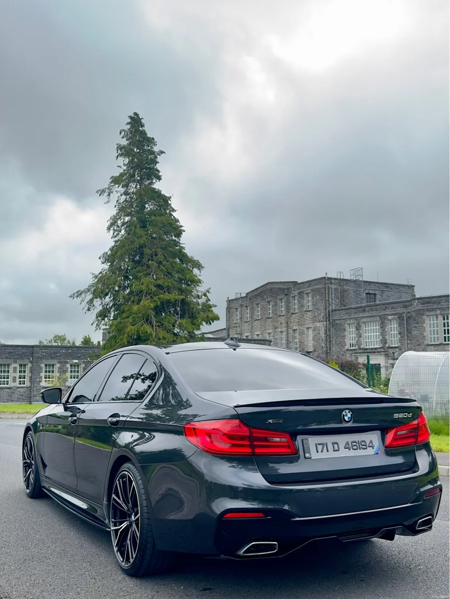 2017 BMW 520d X-Drive M-Sport - Image 4