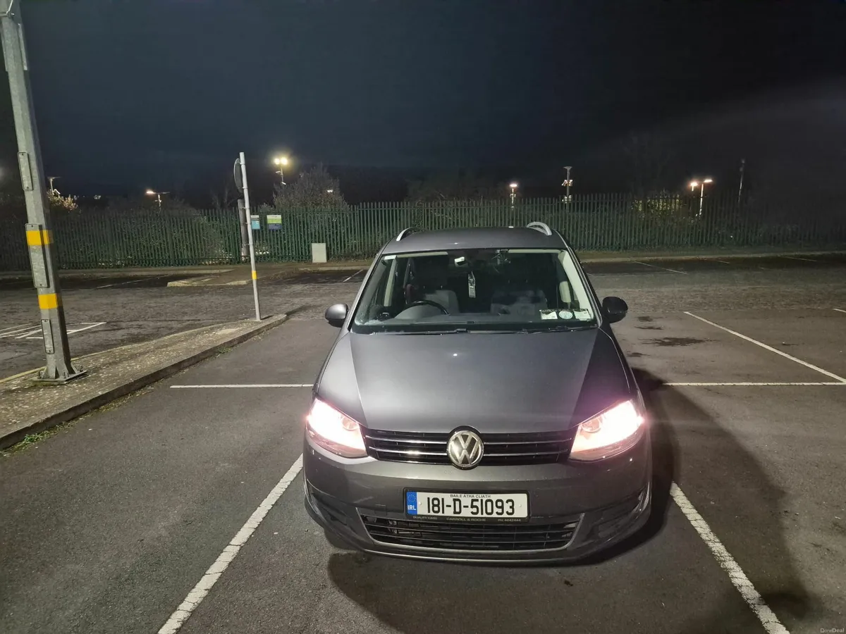 Volkswagen Sharan 2018 - Image 2